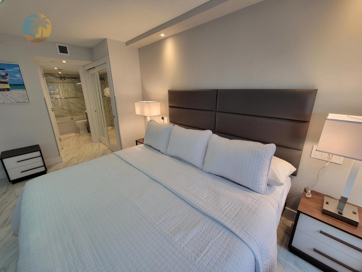 Deluxe Beach Resort - Hora Rentals Маямі-Біч Екстер'єр фото