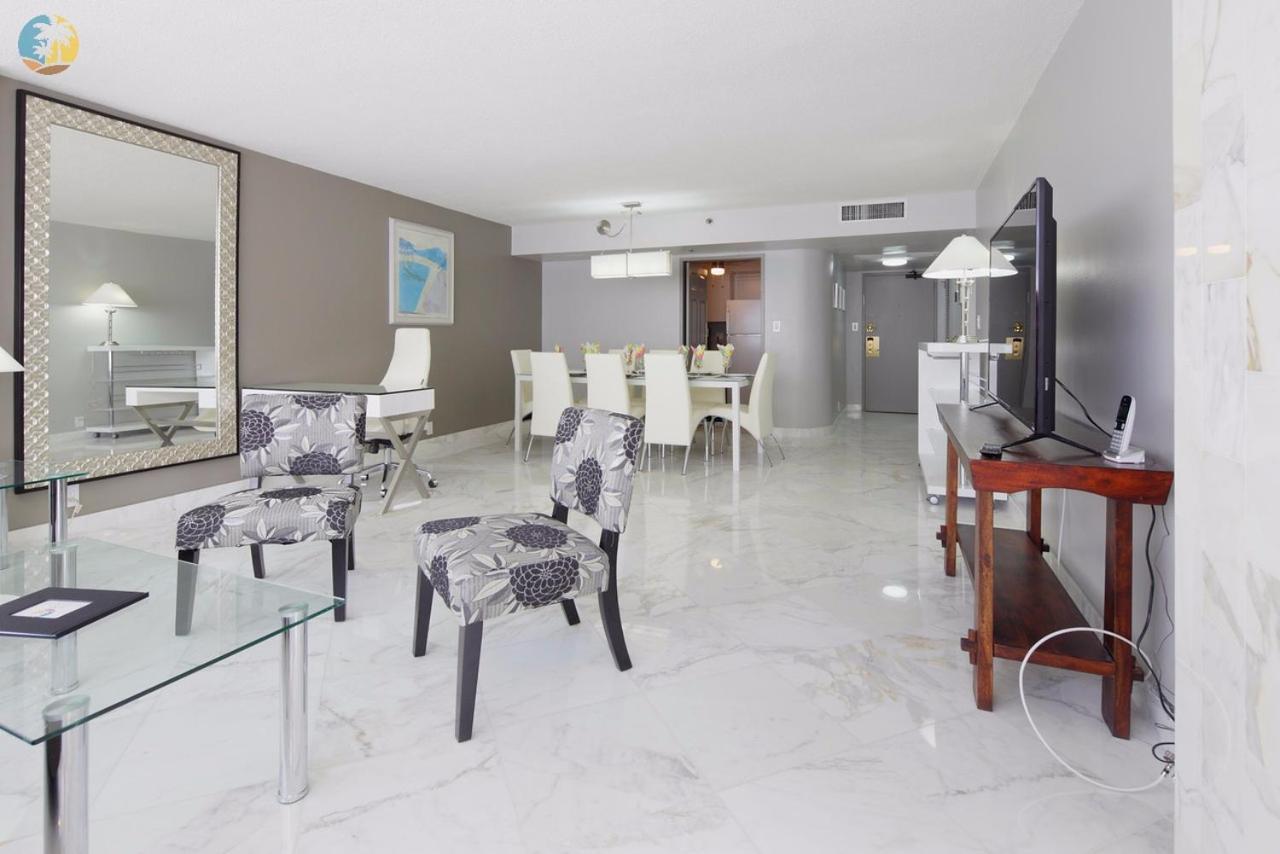 Deluxe Beach Resort - Hora Rentals Маямі-Біч Екстер'єр фото