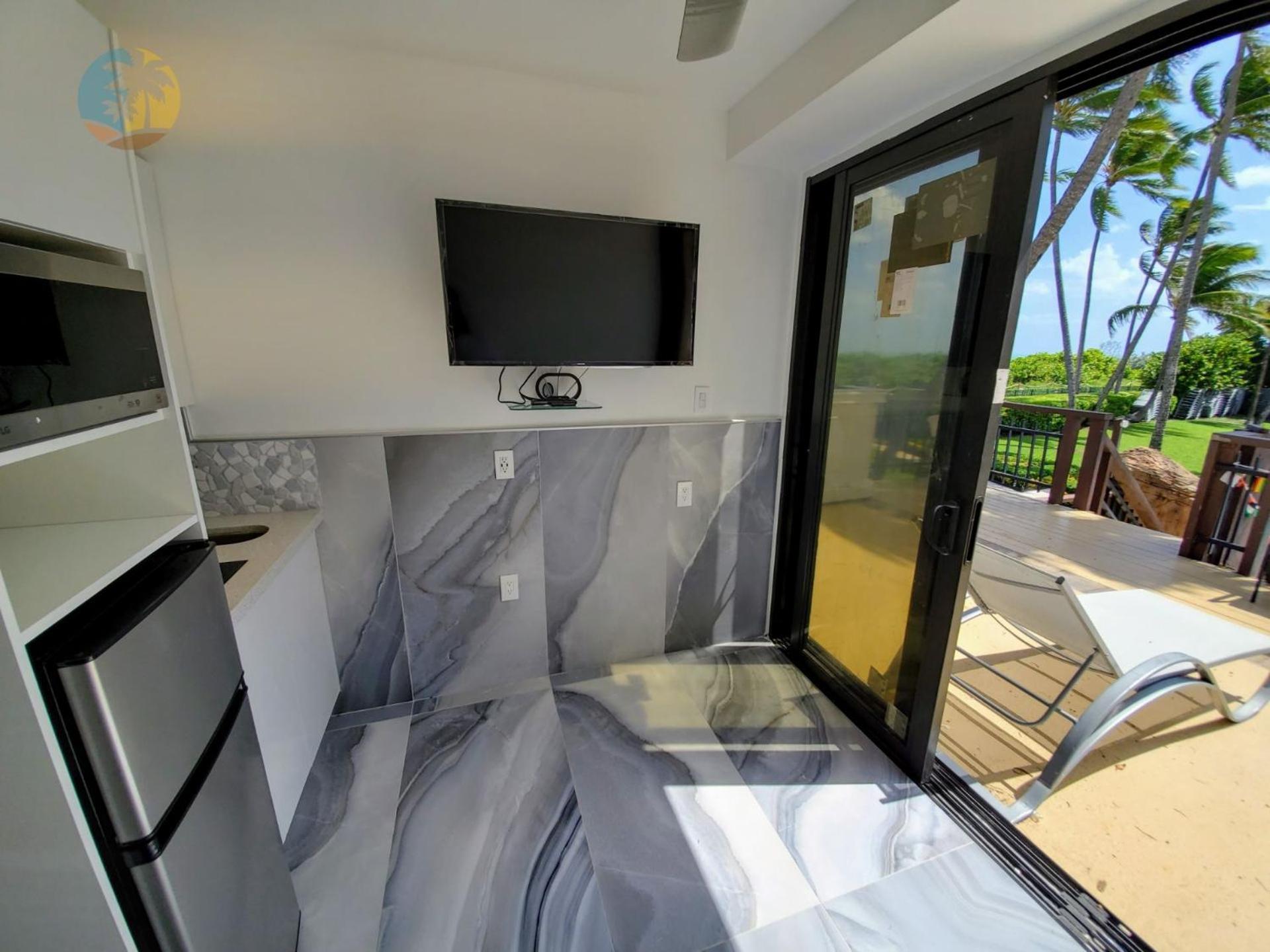 Deluxe Beach Resort - Hora Rentals Маямі-Біч Екстер'єр фото